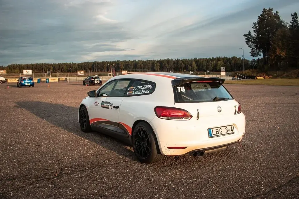 Gebraucht VW Scirocco 211 PS (155 kW) 2012 Weiß