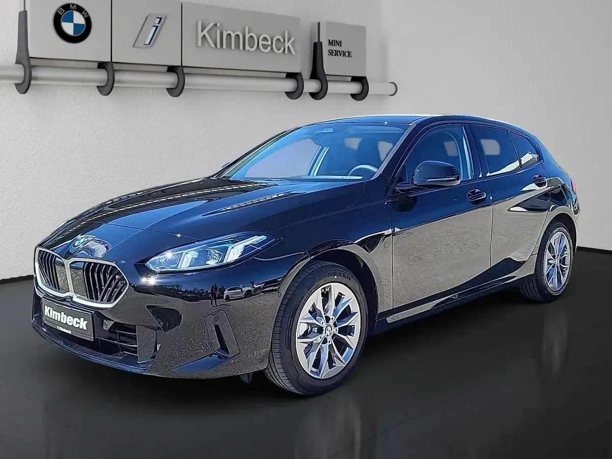 Nowe BMW 116 122 KM (89 kW) 2026 Czarny Hatchback