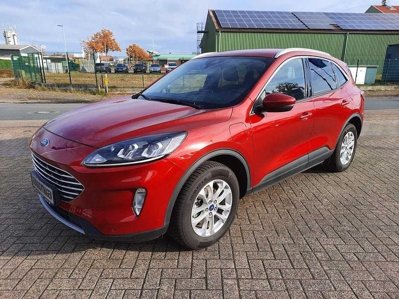 Rot Gebraucht 2022 Ford Kuga Titanium SUV | 19.900 € (Superpreis) - Bild 1/4