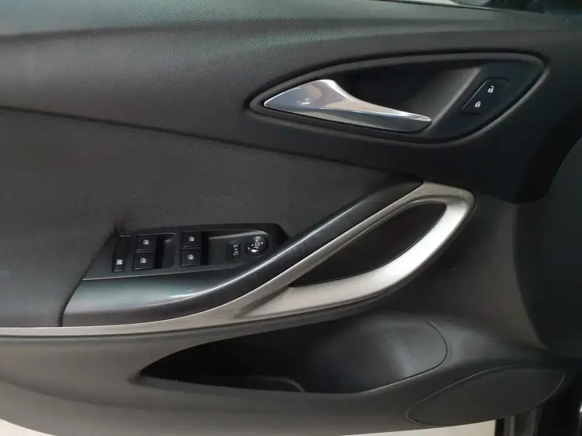 Gebraucht Opel Astra 122 PS (89 kW) 2021 Schwarz Kombi