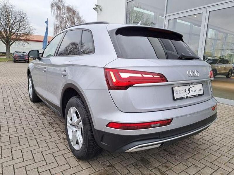 Gebraucht Audi Q5 Basis 204 PS (150 kW) 2023 Silber SUV