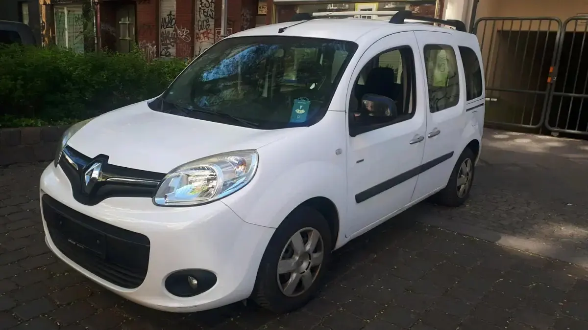 Second-hand Renault Kangoo 90 CP (66 kW) 2014 Alb Monovolum