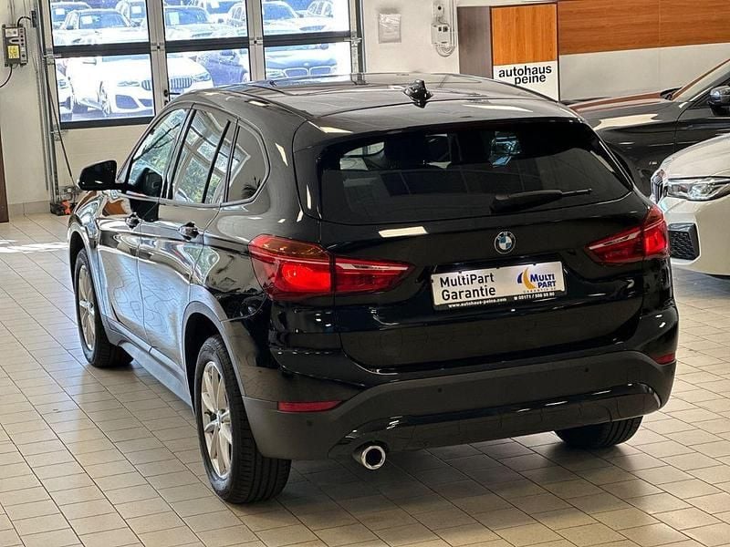 Gebraucht BMW X1 Advantage 136 PS (100 kW) 2022 Schwarz SUV