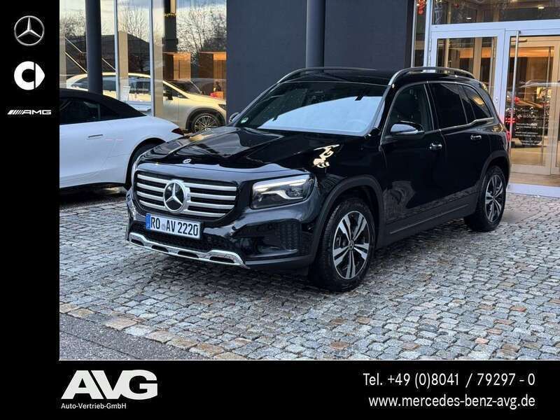 Unilack nachtschwarz Gebraucht 2024 Mercedes GLB200 Progressive SUV | 45.900 € (Fairer Preis) - Bild 1/4
