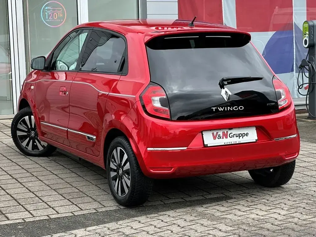 Gebraucht Renault Twingo Techno 60 kW (82 PS) 2023 Rot Kleinwagen