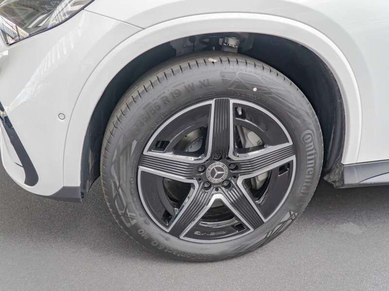 Gebraucht Mercedes GLC220 AMG 197 PS (144 kW) 2025 Weiss unilack polarweiss SUV