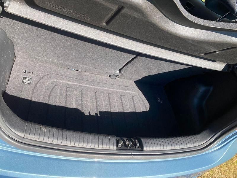 Gebraucht Hyundai i10 Edition 87 PS (63 kW) 2015 Blau Kleinwagen