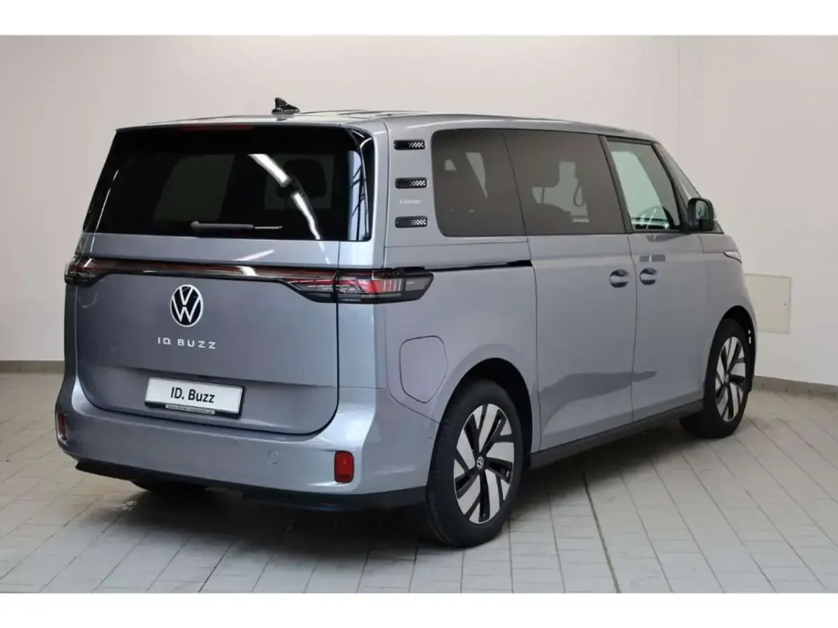 Neu VW ID. Buzz 210 kW (286 PS) 2026 Monosilber metallic Van / Kleinbus