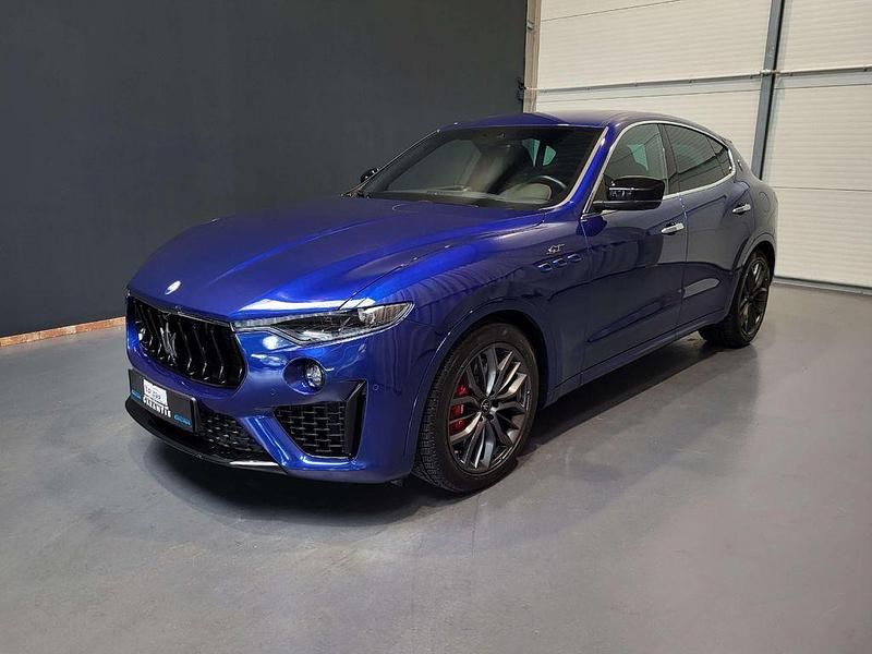 Blau Gebraucht 2024 Maserati Levante GT SUV | 65.950 € - Bild 1/4