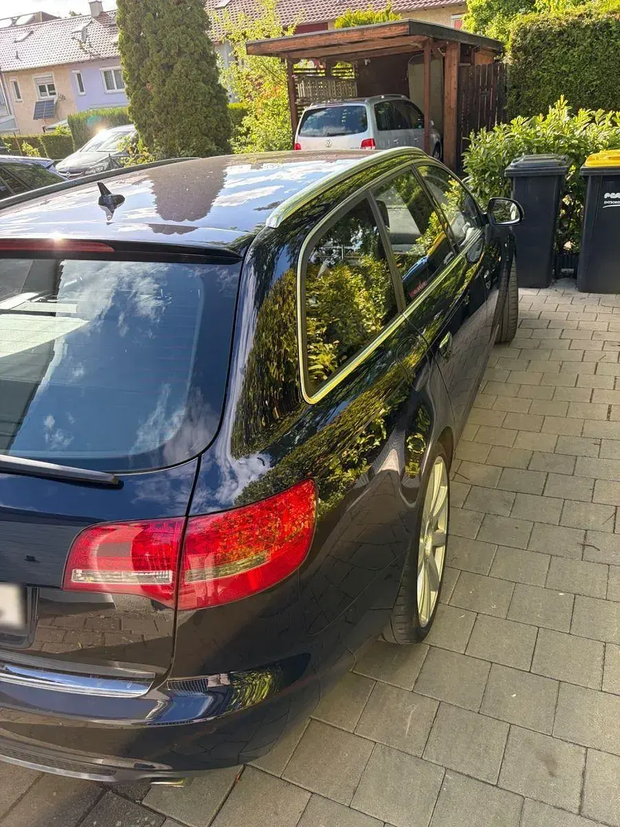 Gebraucht Audi A6 Ambiente 239 PS (175 kW) 2011 Blau Kombi