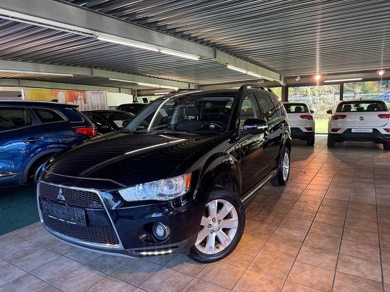 Schwarz Gebraucht 2012 Mitsubishi Outlander Edition SUV | 3.990 € (Guter Preis) - Bild 1/4
