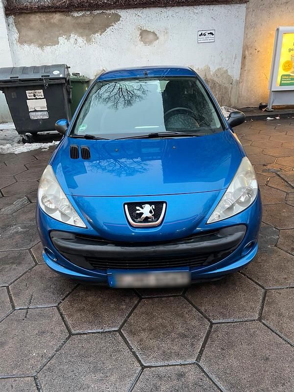 Gebraucht Peugeot 206+ 60 PS (44 kW) 2010 Blau Kleinwagen
