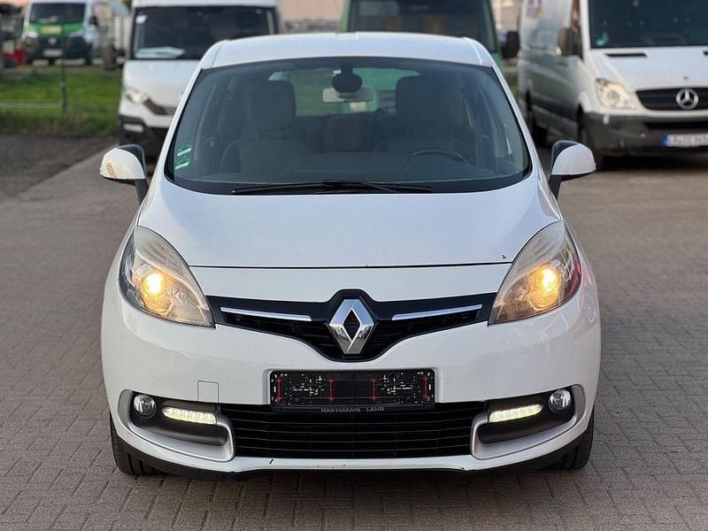 Gebraucht Renault Scénic III 110 PS (80 kW) 2013 Weiß Van / Kleinbus