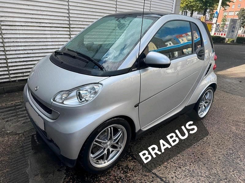 Grau Gebraucht 2012 Smart ForTwo Coupé Brabus Coupé | 7.000 € - Bild 1/4
