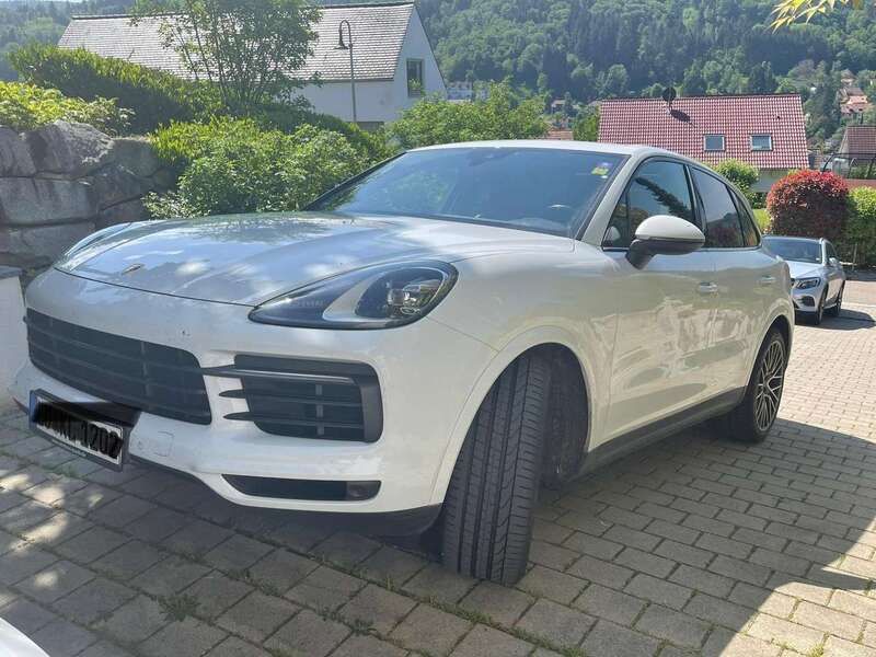 Weiß Gebraucht 2018 Porsche Cayenne SUV | 38.000 € - Bild 1/4