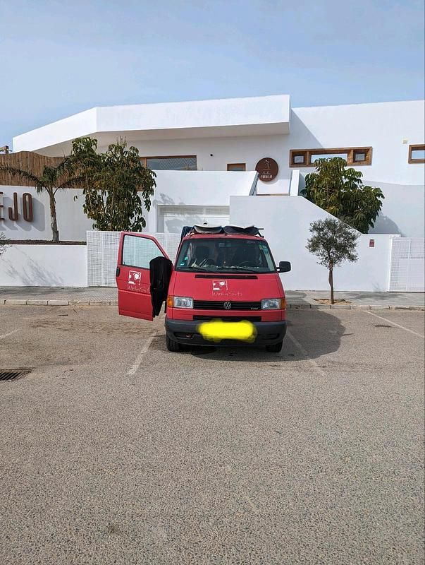 Gebraucht VW Transporter 102 PS (75 kW) 2003 Rot Van