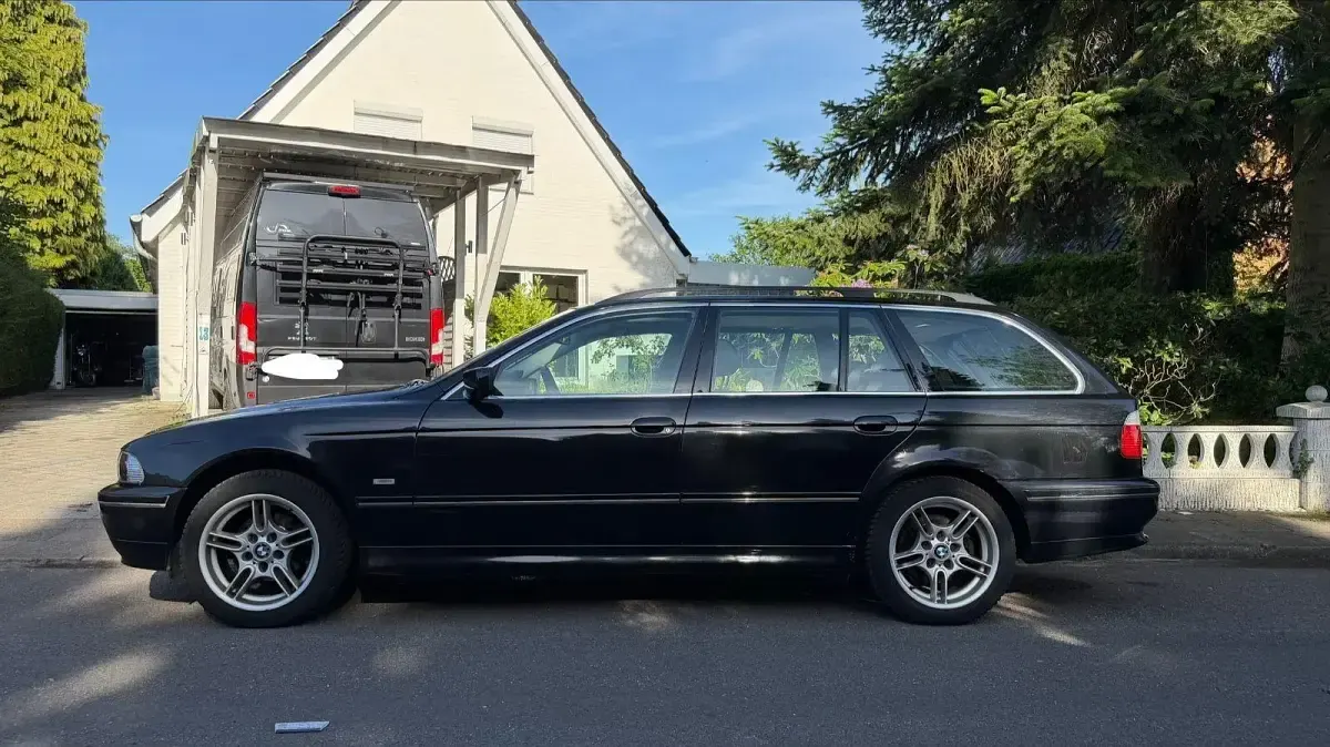 Gebraucht BMW 525 192 PS (141 kW) 2004 Schwarz Kombi