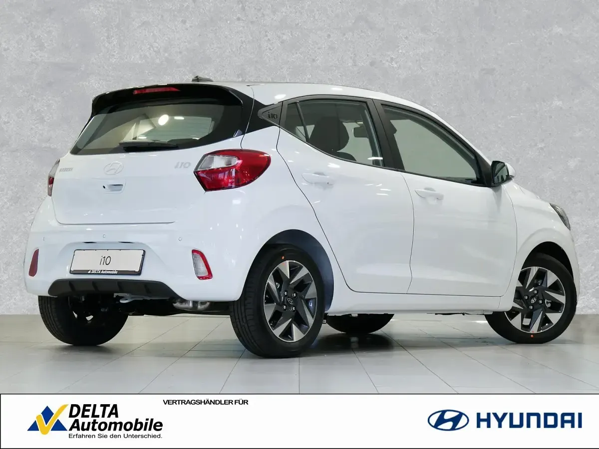 Gebraucht Hyundai i10 Trend 63 PS (46 kW) 2024 Atlas white / sol Kleinwagen