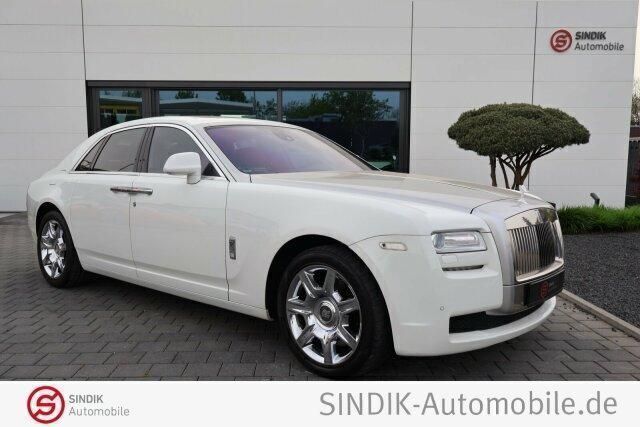 Arctic white Gebraucht 2012 Rolls Royce Ghost Limousine | 111.980 € - Bild 1/4