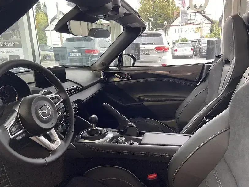Gebraucht Mazda MX5 Homura-Line 132 PS (97 kW) 2025 Grau Cabrio