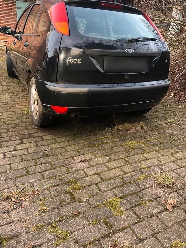 Gebraucht Ford Focus 100 PS (73 kW) 2004 Schwarz Limousine