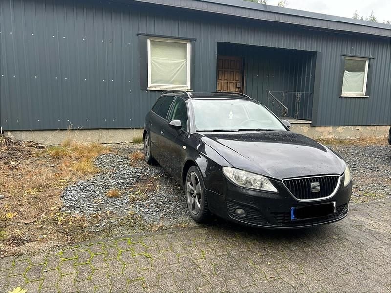 Schwarz Gebraucht 2011 Seat Exeo Kombi | 2.650 € (Guter Preis) - Bild 1/4