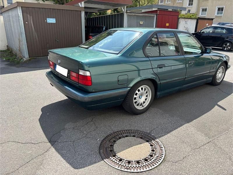 Gebraucht BMW 520 Executive 150 PS (110 kW) 1995 Grün Limousine
