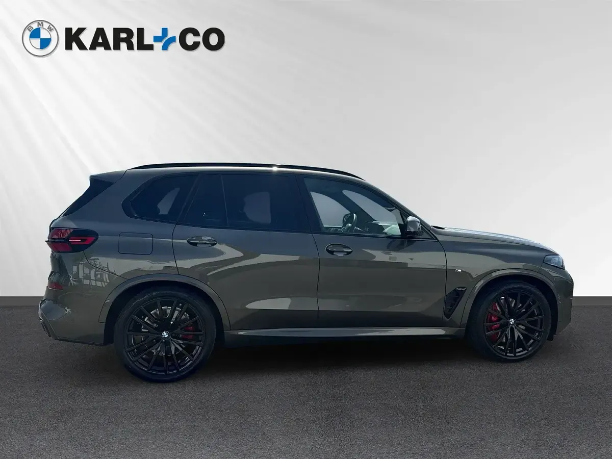 Gebraucht BMW X5 Comfort Edition 489 PS (359 kW) 2026 Manhattan metallic (grau) SUV