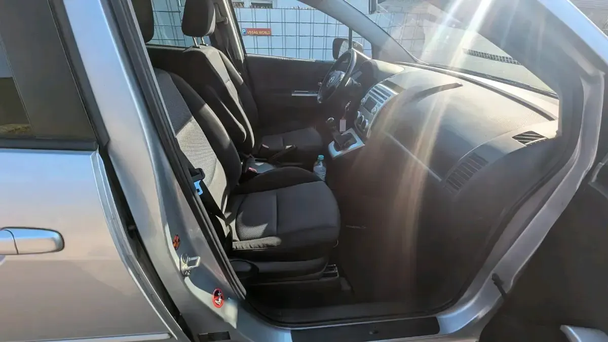 Occasion Mazda 5 143 ch (105 kW) 2008 Gris Monospace