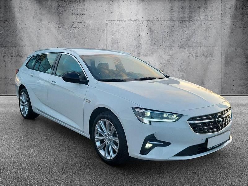 Gebraucht Opel Insignia Elegance 174 PS (127 kW) 2020 Premium "schneeweiss" Kombi