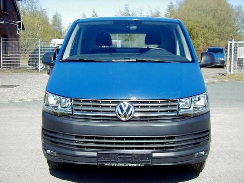 Second-hand VW Transporter 150 CP (110 kW) 2017 Albastru Van
