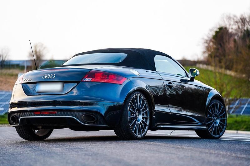 Usata Audi TT RS Performance 340 CV (250 kW) 2011 Nero Cabrio