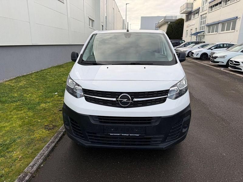 Gebraucht Opel Vivaro Selection 102 PS (75 kW) 2020 Weiß Van / Kleinbus