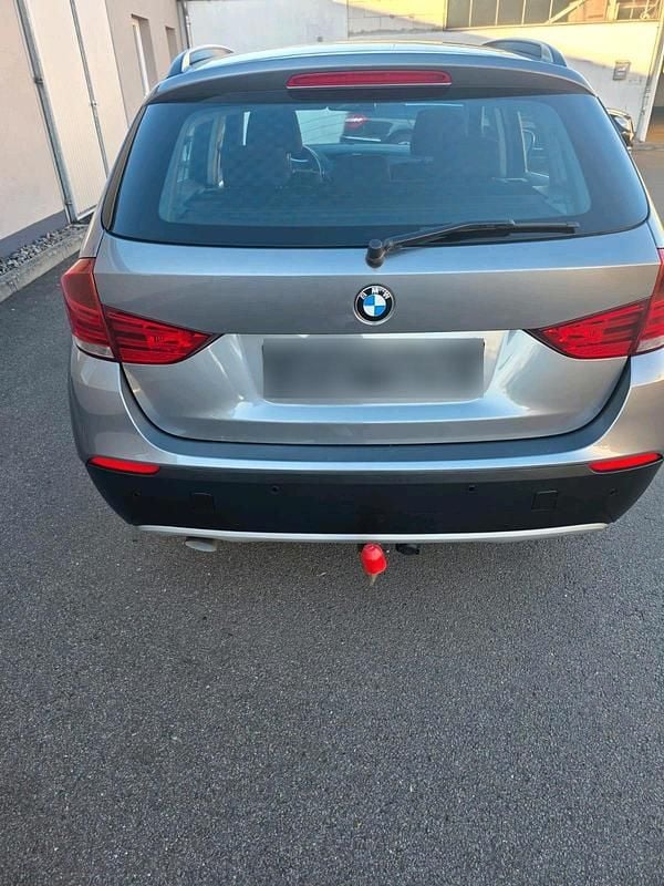 Gebraucht BMW X1 143 PS (105 kW) 2012 Grau SUV