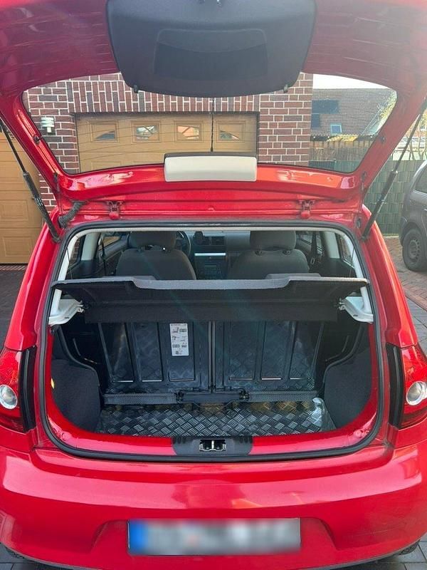 Gebraucht VW Fox 54 PS (39 kW) 2009 Rot Kleinwagen