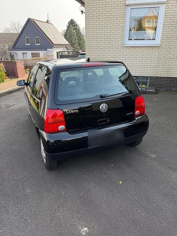 Gebraucht VW Lupo 50 PS (36 kW) 2002 Schwarz Kleinwagen