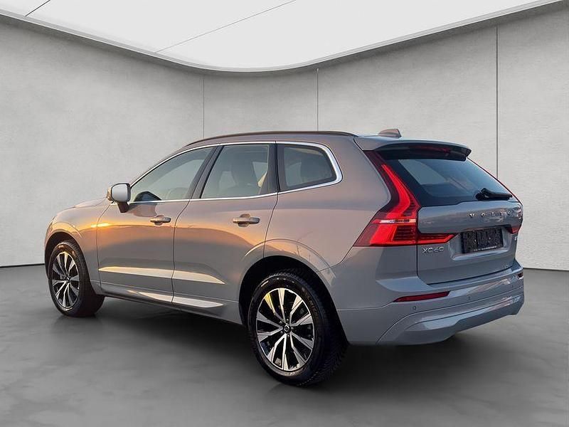 Gebraucht Volvo XC60 Core 250 PS (183 kW) 2025 Grau SUV