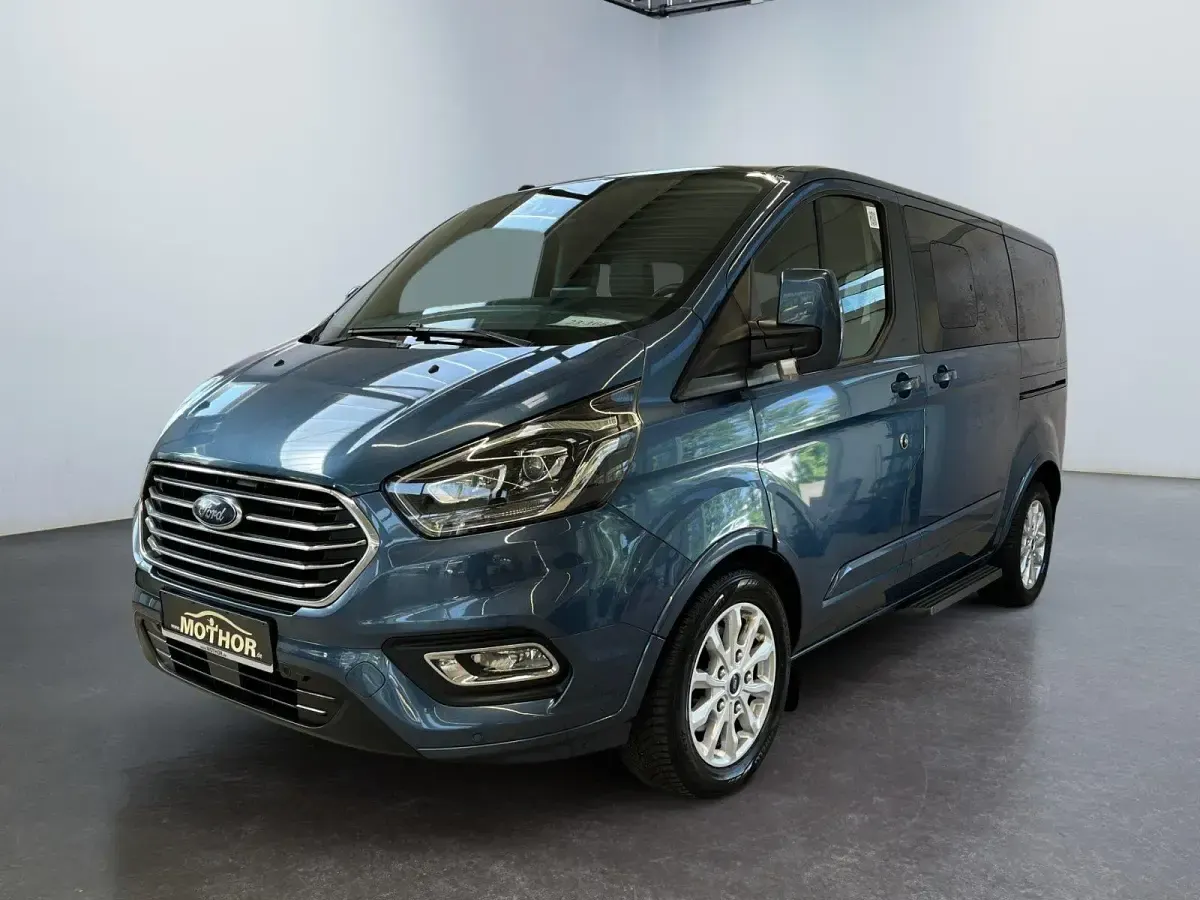 Gebraucht Ford Tourneo Custom Titanium 2019 Chromablau Van