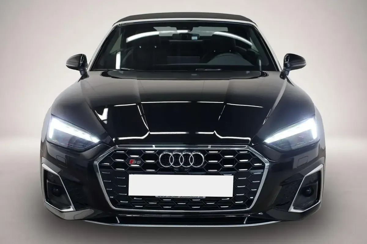 Gebraucht Audi S5 Cabriolet Ambiente 354 PS (260 kW) 2024 Manufacturer Cabrio