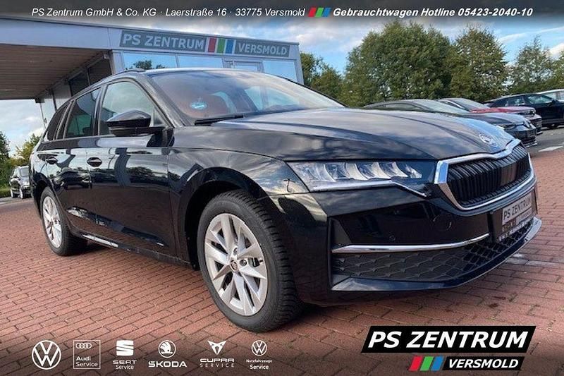 Schwarz Gebraucht 2024 Skoda Octavia Selection Limousine | 26.630 € (Fairer Preis) - Bild 1/1