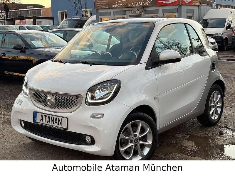Silber Gebraucht 2015 Smart ForTwo Coupé Passion Kleinwagen | 11.900 € (Fairer Preis) - Bild 1/4
