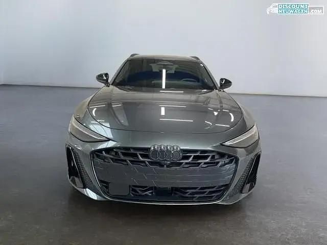 Neu Audi A6 Ambiente 204 PS (150 kW) 2025 0e  mythos black met. Kombi