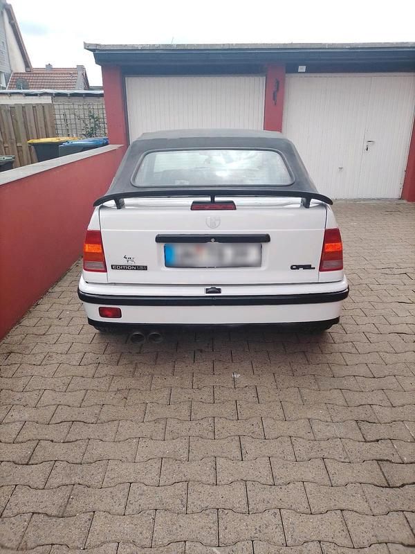 Gebraucht Opel Kadett 75 PS (55 kW) 1993 Weiß Cabrio