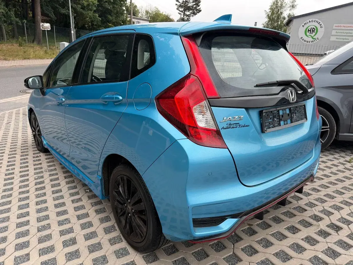 Gebraucht Honda Jazz Dynamic 131 PS (96 kW) 2019 Blau Kleinwagen