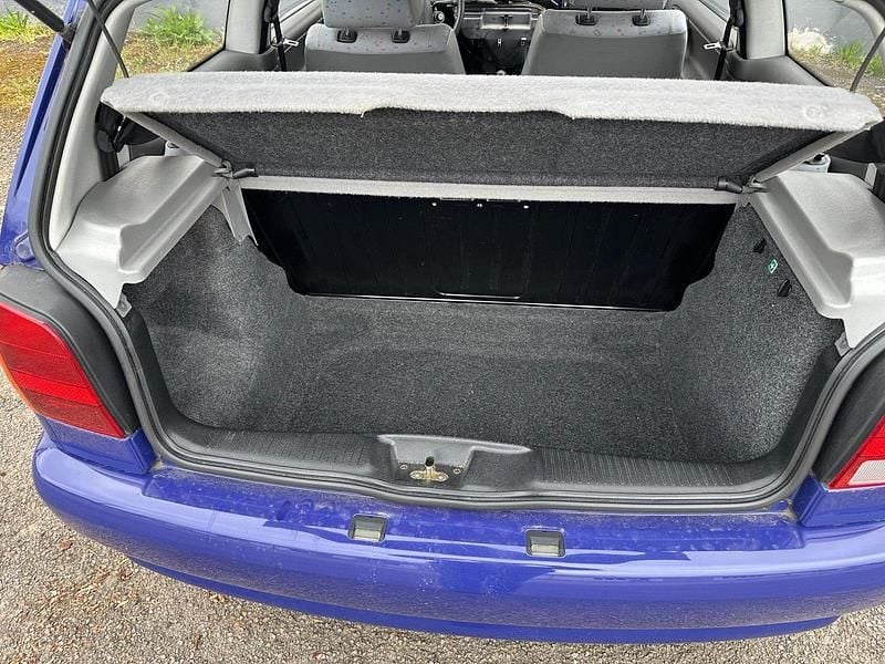 Gebraucht VW Polo 50 PS (36 kW) 1998 Blau Kleinwagen