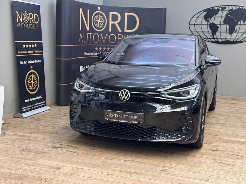 Mythosschwarz metall (metallic) Gebraucht 2022 VW ID.5 SUV | 31.989 € (Fairer Preis) - Bild 1/3