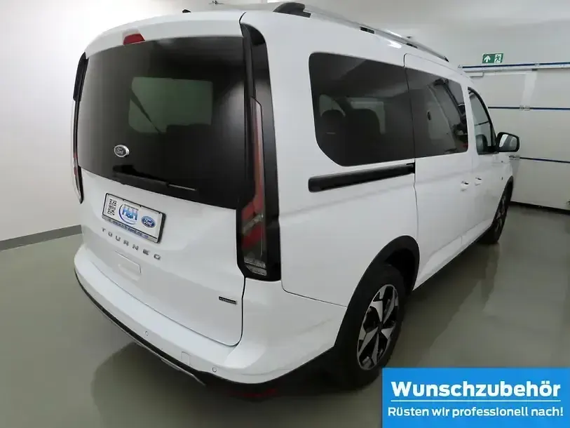 Gebraucht Ford Grand Tourneo Connect Active 150 PS (110 kW) 2025 Weiß Van / Kleinbus