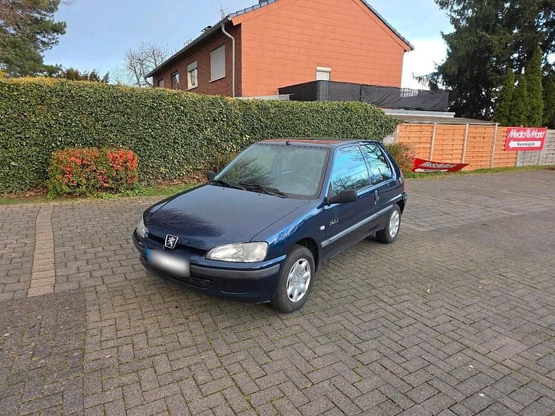 Gebraucht Peugeot 106 60 PS (44 kW) 2003 Blau Kleinwagen
