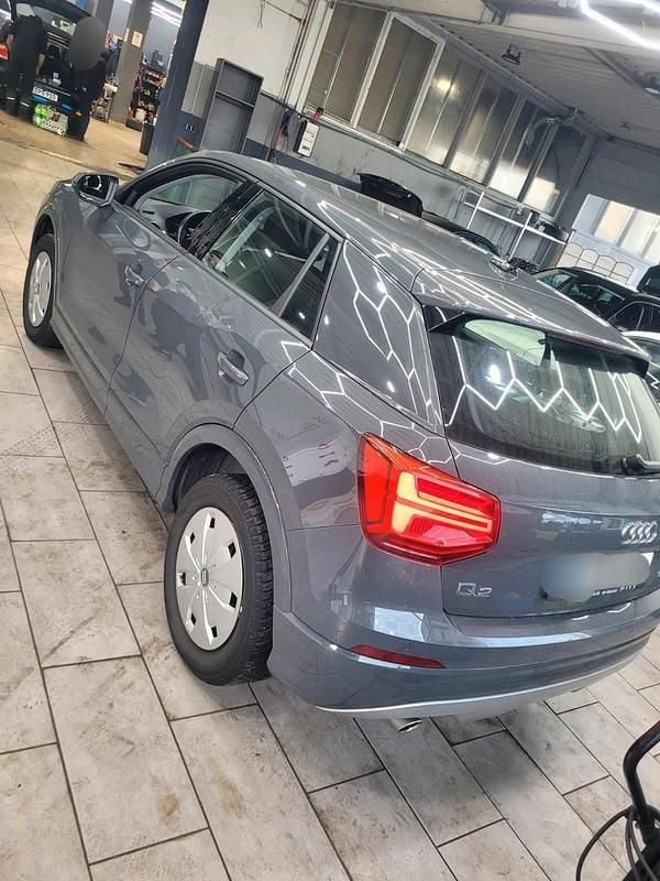 Gebraucht Audi Q2 115 PS (84 kW) 2019 Grau SUV
