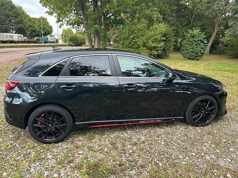 Schwarz Gebraucht 2020 Kia Ceed GT Limousine | 20.000 € (Guter Preis) - Bild 1/4